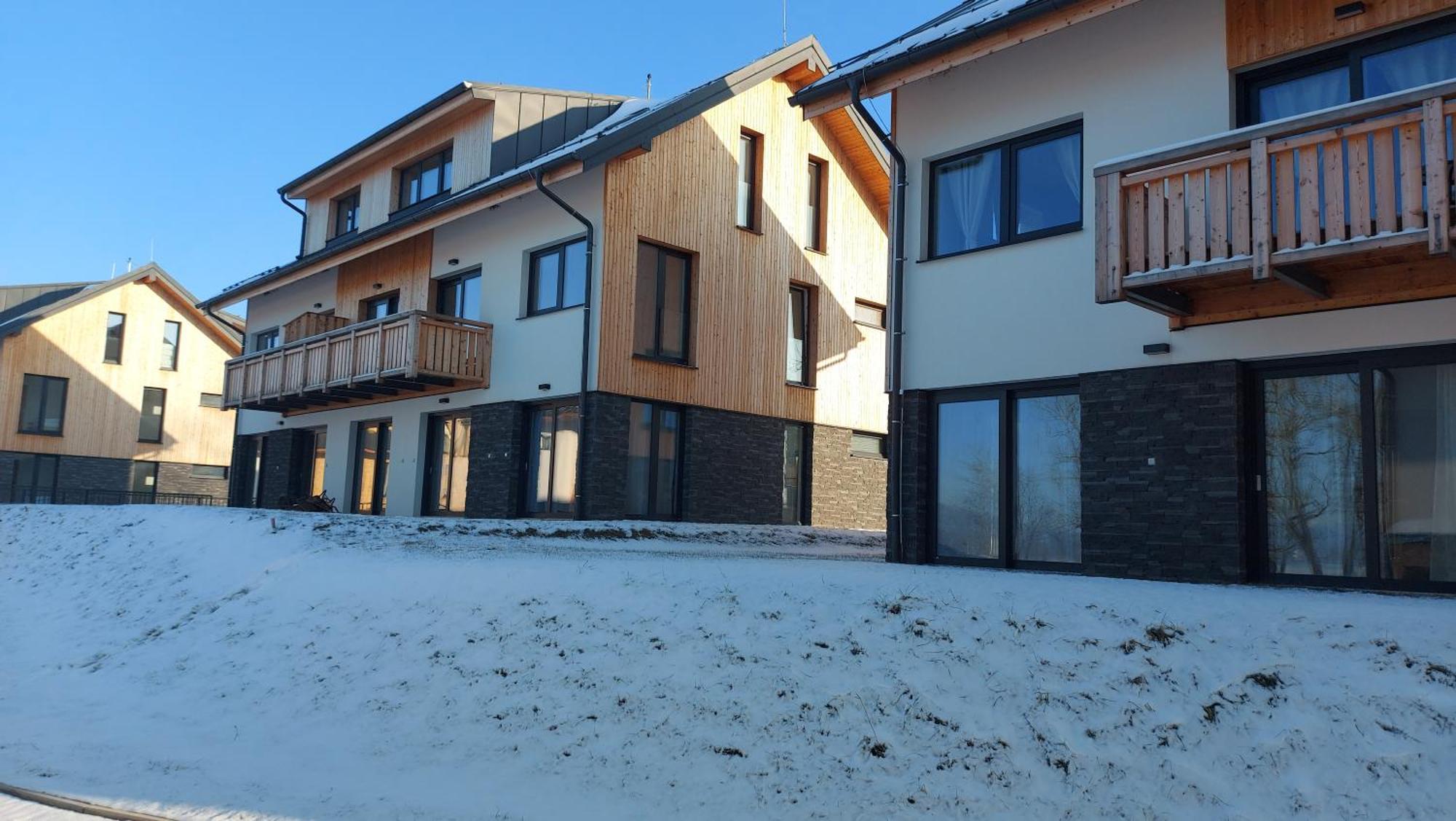 Lipno Apartments Bergmax, Ski Areal Lipno 16Min Dojezd - Resort Male Lipno S Terasou A Zahradkou, Parking Free Černá v Pošumaví Eksteriør bilde