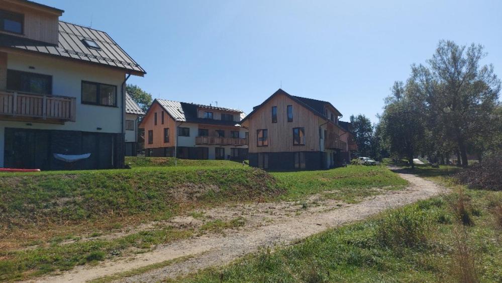 Lipno Apartments Bergmax, Ski Areal Lipno 16Min Dojezd - Resort Male Lipno S Terasou A Zahradkou, Parking Free Černá v Pošumaví Eksteriør bilde