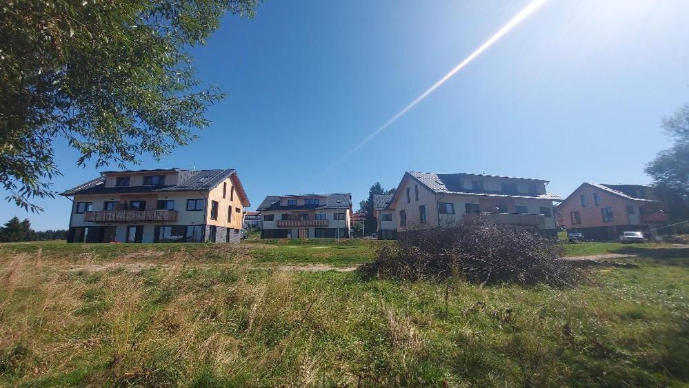 Lipno Apartments Bergmax, Ski Areal Lipno 16Min Dojezd - Resort Male Lipno S Terasou A Zahradkou, Parking Free Černá v Pošumaví Eksteriør bilde