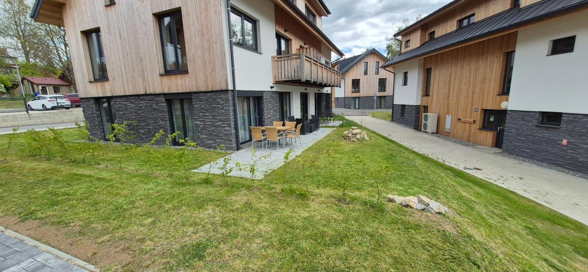 Lipno Apartments Bergmax, Ski Areal Lipno 16Min Dojezd - Resort Male Lipno S Terasou A Zahradkou, Parking Free Černá v Pošumaví Eksteriør bilde